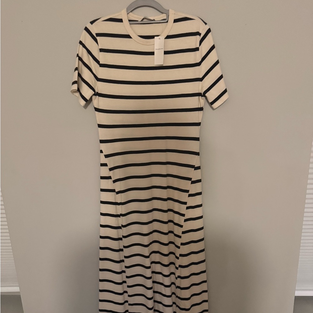 Abercrombie & Fitch Black and Cream Striped Maxi Dress